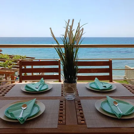 C&C Apartamente In Halkidiki Apartment