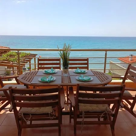 C&C Apartamente In Halkidiki Apartment *