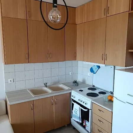 C&C Apartamente In Halkidiki Apartment *